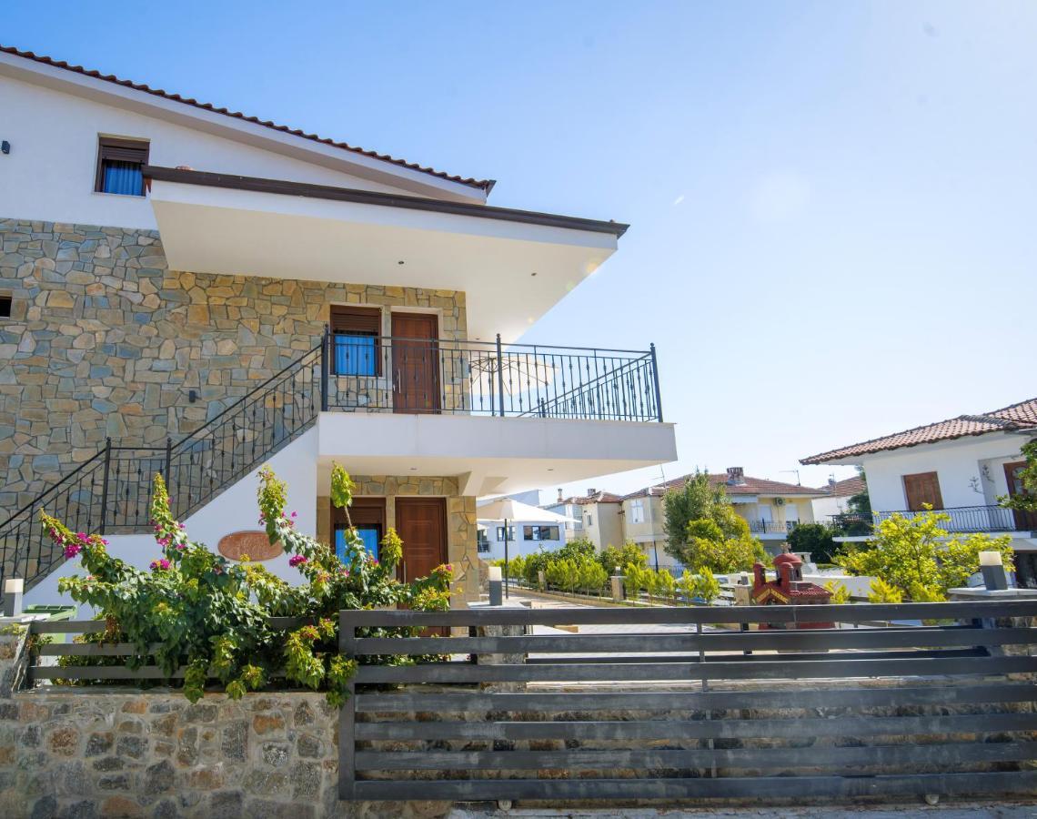 Stone Suites Pefkochori Eksteriør bilde